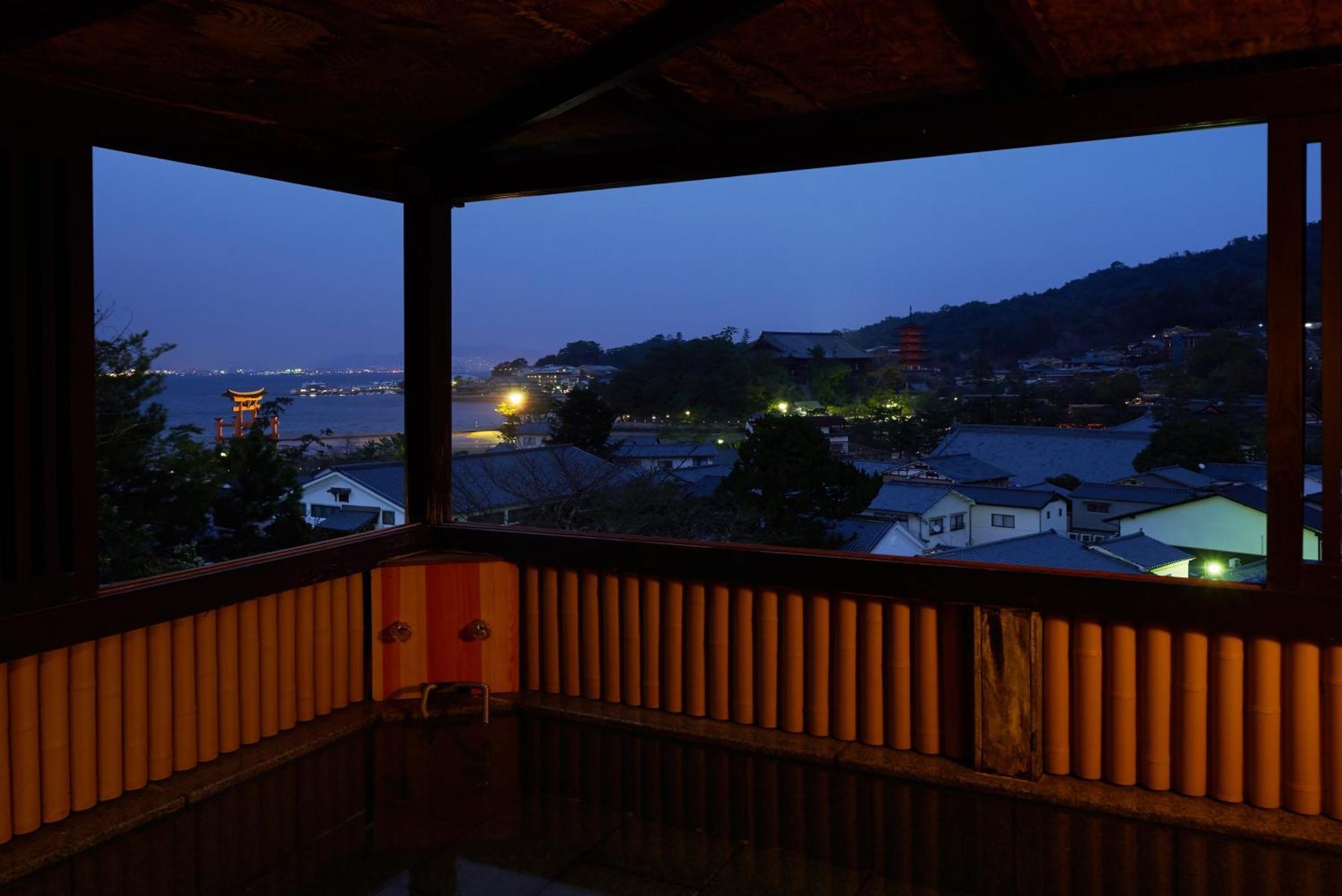 Hotel Jukeiso Hatsukaichi Esterno foto