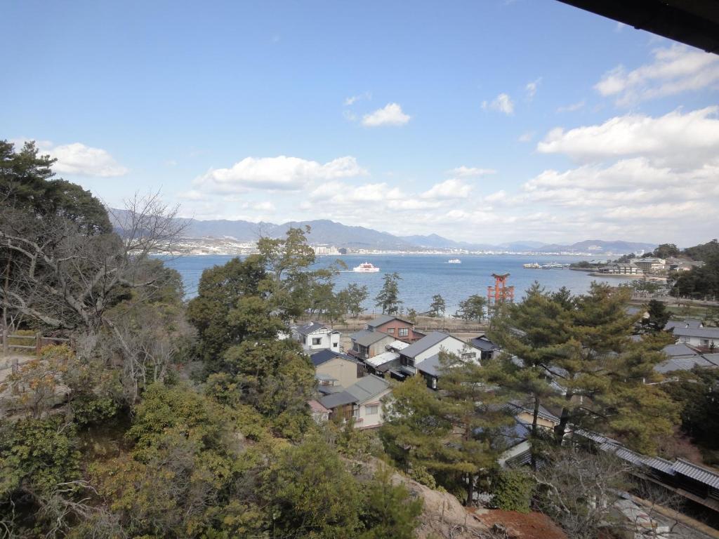 Hotel Jukeiso Hatsukaichi Esterno foto