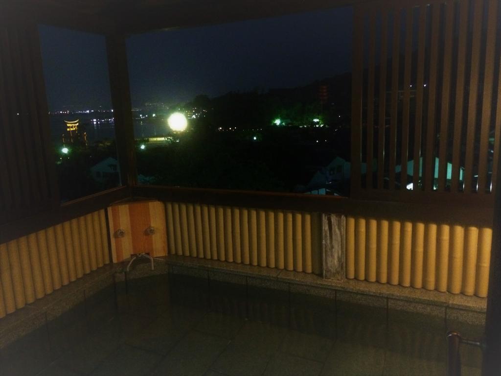 Hotel Jukeiso Hatsukaichi Esterno foto